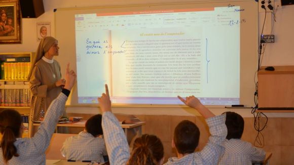 Notícies - L'escola El Pinar de Nuestra Señora celebra els 