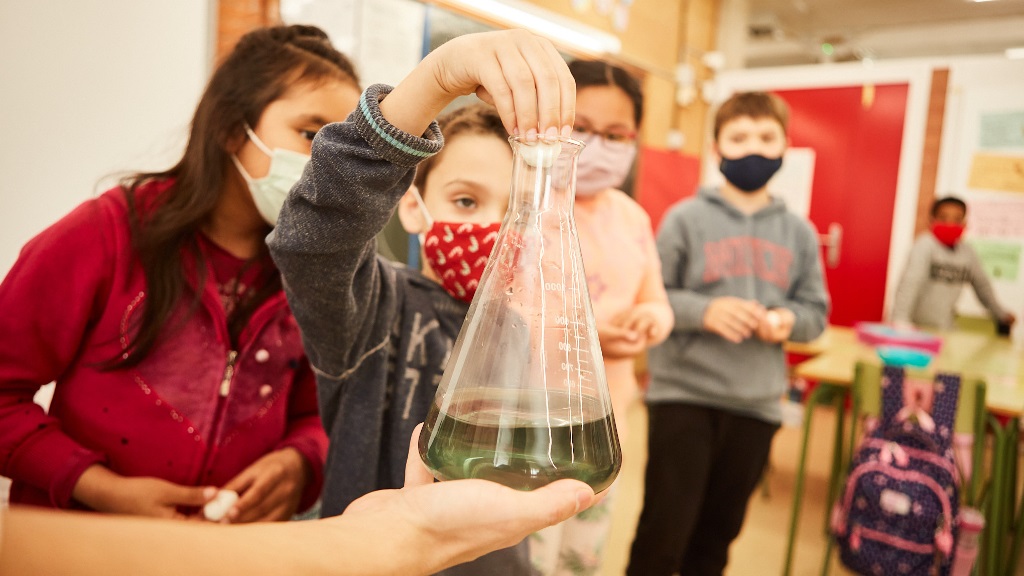 La Setmana de la Ciència a l'escola Joan Maragall / Foto: AFA Joan Maragall